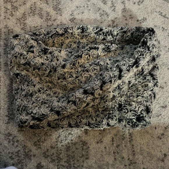 super soft infinity scarf grey and black - Picture 1 of 2